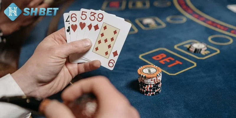 Các mẹo hay trong quá trình cá cược game bài baccarat đình đám